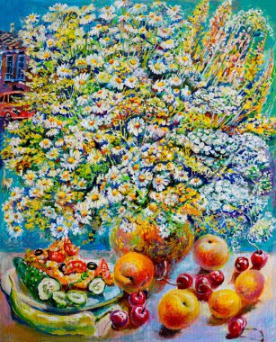 Resim, yağlı boya resim. Bir sürahide papatya çiçekleri, böğürtlen ve meyvelerle dolu bir hayat. Güzel sanatlar.  