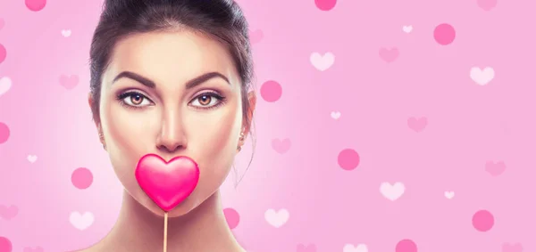 Saint Valentin Beauté Jeune Fille Modèle Mode Avec Valentine Cookie — Photo