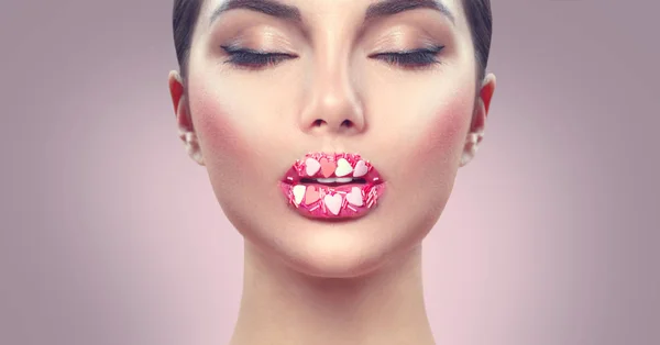 Maquiagem Dia Dos Namorados Lábios Com Corações Cor Rosa Açúcar Fotos De Bancos De Imagens