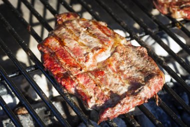 Sığır eti ızgara biftek. Izgara et. Kimse, makro bakış açısı.
