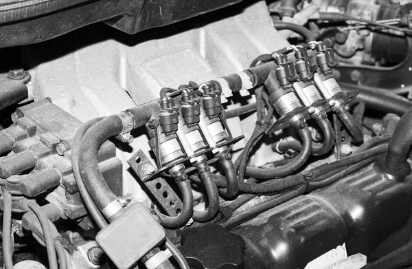 Old Car Engine Selective Focus Monochrome Image — Stock Photo, Image