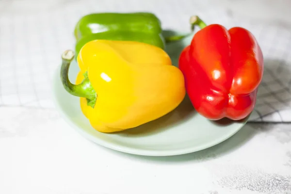 Dieta Zdrowa Żywność Gotowanie Koncepcja Wegetariańskie Czerwone Żółte Zielone Papryki — Zdjęcie stockowe