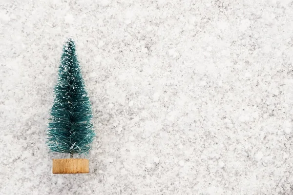 Lembrança Árvore Natal Neve Branca Recém Caída Espaço Para Cópia — Fotografia de Stock