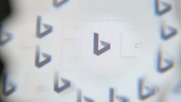 2019-1-24, Porzellan, abstrakter beweglicher Hintergrund im Kaleidoskopstil. Symbol microsoft bing und die Inschrift China auf dem Computerbildschirm blockiert. Sperrung eines Suchdienstes. — Stockvideo