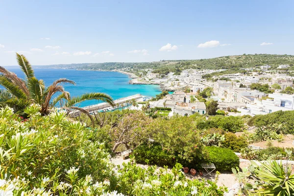 Apulia Castro Marina Talya Güzel Manzara Castro Marina Şehir Genelinde — Stok fotoğraf