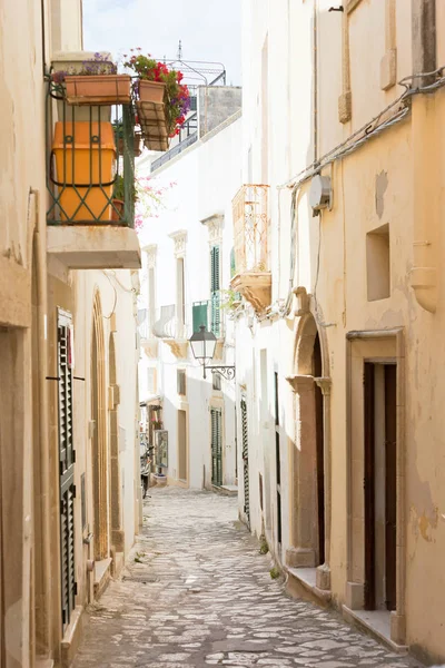 Otranto Apulia Italya Sersem Alleyway Içinde Eski Kasaba Otranto Talya — Stok fotoğraf