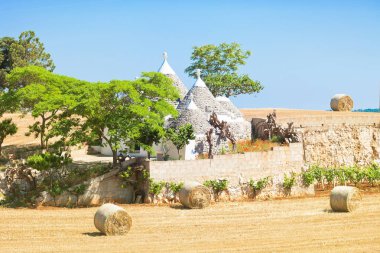 Martina Franca, Apulia, İtalya - İtalya 'da Geleneksel Apulian Trulli çiftlik evi