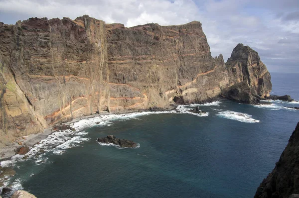 Doğu kesiminde Adası Madeira, Ponta de Sao Lourenco, Canical kasaba, Yarımada, kuru iklim, kurak manzara, kıyı şeridi kayalıklarla