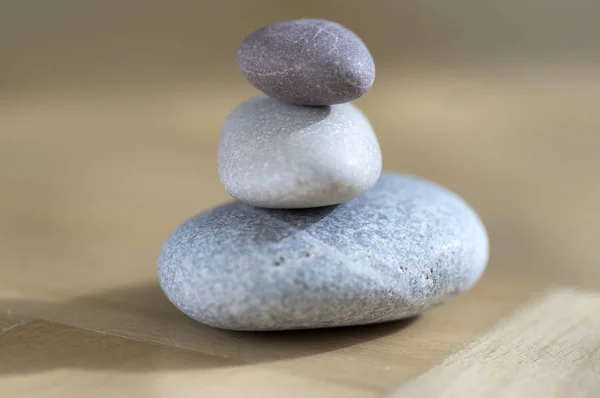 Groep Van Zen Stenen Stapel Grijze Meditatie Kiezels Toren Licht — Stockfoto