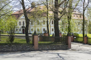 Bahar süre boyunca Parkı ile Chotebor tarihi chateau