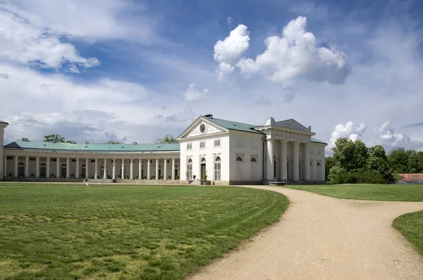 Kacina Palacio Estilo Imperio Histórico Región Central República Checa Propiedad — Foto de Stock