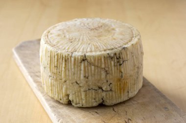 ahşap masa Pecorino peyniri 