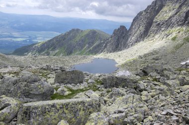 Furkot Vadisi hiking trail Yüksek Tatras, Soliasko, Slovakya, yaz turizm sezonu, vahşi doğa, turistik iz, 