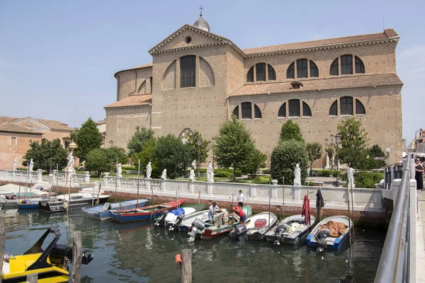 Junho 2017 Dia Ensolarado Parte Histórica Chioggia Época Turística Igreja — Fotografia de Stock