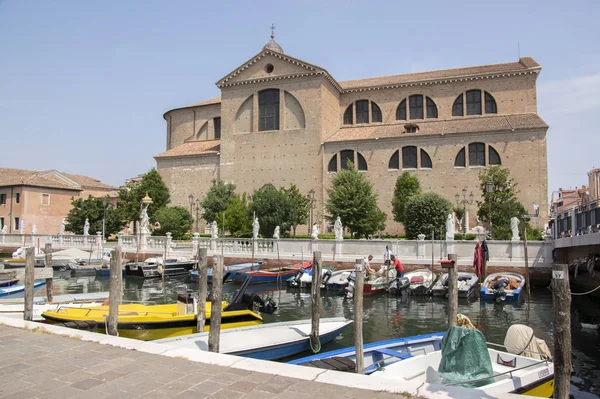 Junho 2017 Dia Ensolarado Parte Histórica Chioggia Época Turística Igreja — Fotografia de Stock