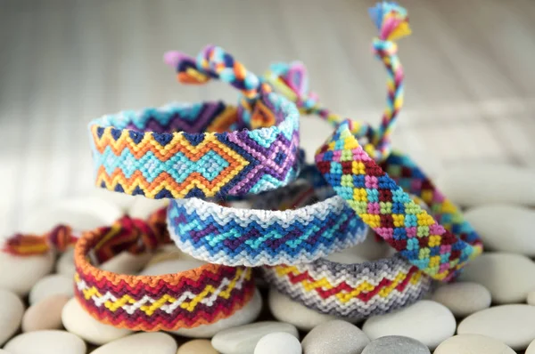 Grupo Pulseras Tejidas Naturales Coloridas Hechas Mano Hechas Mano Amistad — Foto de Stock