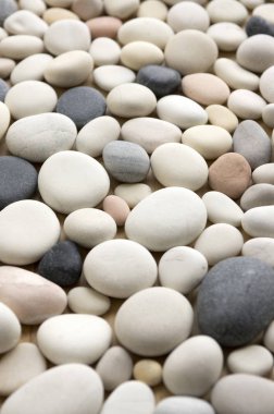 Beyaz, gri ve pembe çakıl arka plan, ahşap arka plan, basitlik, gün ışığı, taşları tek tek