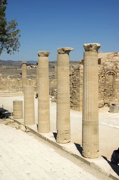 Lindos Cittadella Fortificata Dell Acropoli Durante Stagione Turistica Estiva Rovine — Foto Stock