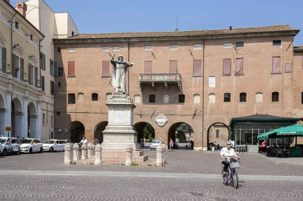 Ferrara Itália Junho 2017 Ferrara Ruas Com Vistas Pessoas Castello — Fotografia de Stock