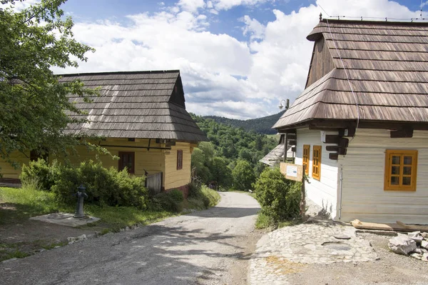 Wooden Huts Beautiful Vlkolinec Traditional Village Slovakia Folk Houses Velka — Stock Photo, Image