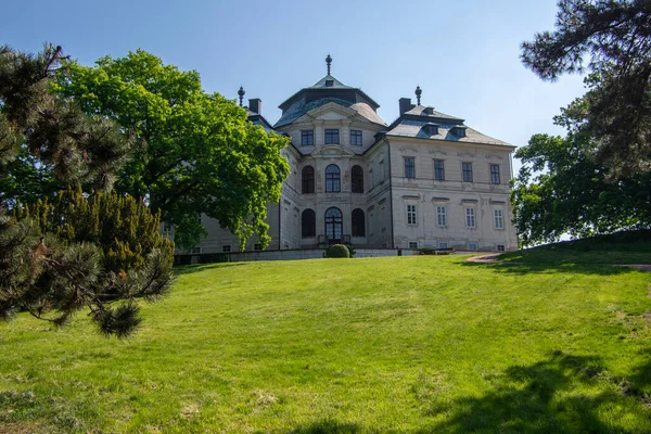 Chlumec Nad Cidlinou República Checa Mayo 2020 Hermoso Palacio Llamado —  Fotos de Stock