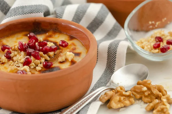 Pudín Arroz Tradicional Horno Turco Hay Nueces Granada Pudín Arroz — Foto de Stock