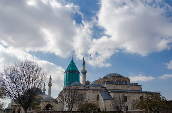 乌拉那墓和博物馆清真寺在土耳其科尼亚 — 图库照片