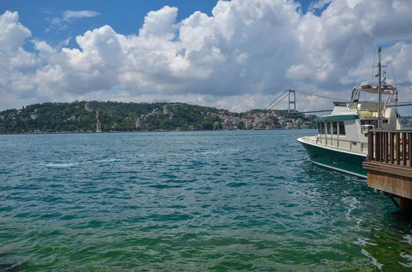 Primeira Ponte Canal Bósforo Istambul Turquia Esta Ponte Que Liga — Fotografia de Stock