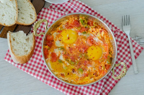 Comida Tradicional Turca Para Hombres Elaborada Con Huevos Pimienta Tomates —  Fotos de Stock