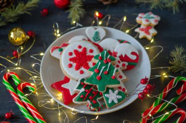 Noel kurabiyeleri ve Noel dekorasyon.