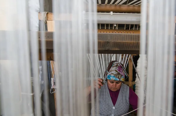 Tejido artesanal tradicional en el Kastamonu en Turquía . —  Fotos de Stock