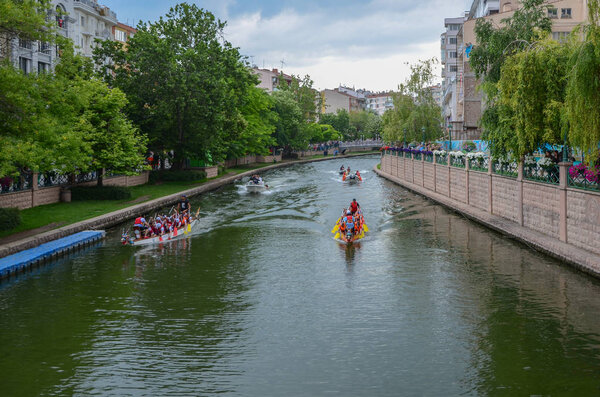 Dragon boat race