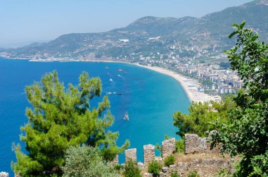 Alanya Kalesi'nden Alanya şehrine manzara (Türkiye)