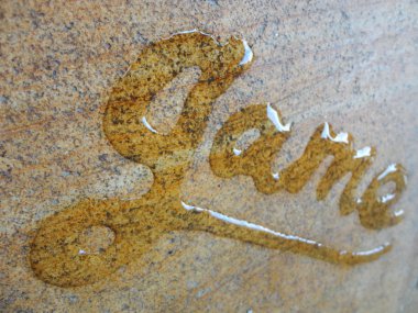 Oyun spontan su el yazısı hat. Sanatsal ve doğal fotoğraf iyi kullanmak istediğiniz herhangi bir tasarım için.