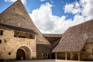 Vougeot, Fransa: Chateau du Clos de Vougeot avlu. Clos de Vougeot Cote de Nuits Burgundy şarap bölgesi içinde en büyük tek bağ var. Burgonya, Fransa.
