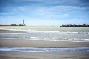 Dunkirk - Malo Les Bains, geniş plaj ünlü Fransa ikinci Dünya Savaşı sırasında İngiliz tahliye için bilinen en iyi için. Nord Pas de Calais, Fransa.