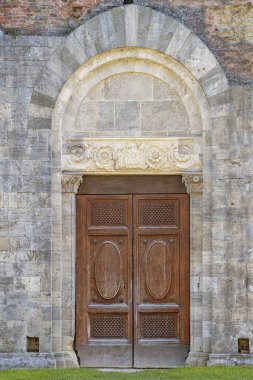 San Galgano: Antik Abbey, San Galgano, Toskana bölgesindeki Romanesk mimari mirable bir örneği olduğunu. Chiusdino, Siena, İtalya.