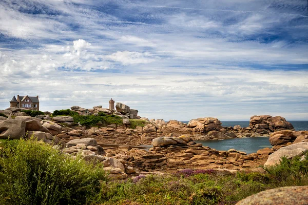 Ploumanac Mean Ruz Lighthouse Rocks Pink Granite Coast Perros Guirec — Stock Photo, Image