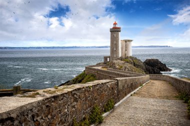 Phare du petit minou Plouzane, Brittany, Fransa görünümünü