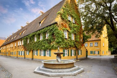 Augsburg: Fuggerei - dünyanın en eski sosyal konut. Bavyera, Almanya