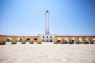Santa Maria di Leuca beyaz deniz feneri. Apulia Bölgesi, İtalya