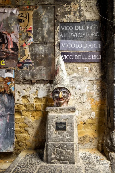 Neapol Itálie Tradiční Masku Tváří Pulcinella Ulicích Spaccanapoli Staré Město — Stock fotografie