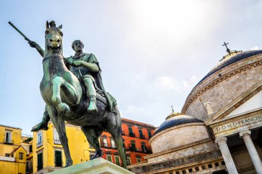 Görünümünü Piazza del Plebiscito, Naples, İtalya