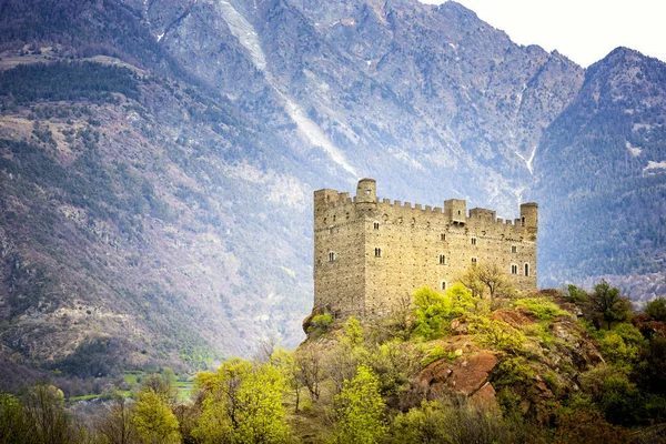 Castillo de Ussel en Chatillon en Valle de Aosta, Italia —  Fotos de Stock