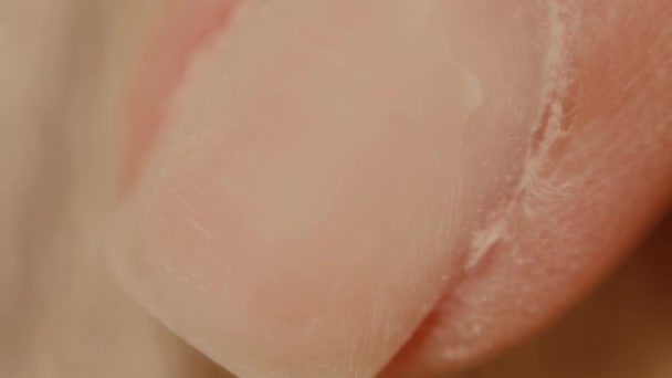 Extreme close-up van een nagel — Stockvideo