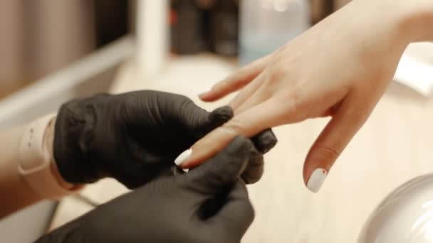 Closeup masáže prstů — Stock video