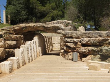 İsrail Açık Müzesi Yad Vashem Soykırım 'ın dış taş yapıları hakkında