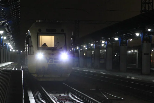 Nachtzug Auf Schienen Der Ukraine Unterwegs — Stockfoto