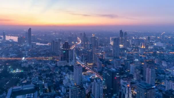 Zeitraffer Hochhäuser Bangkok Thailändische Straße Weitwinkel Der Dämmerung — Stockvideo