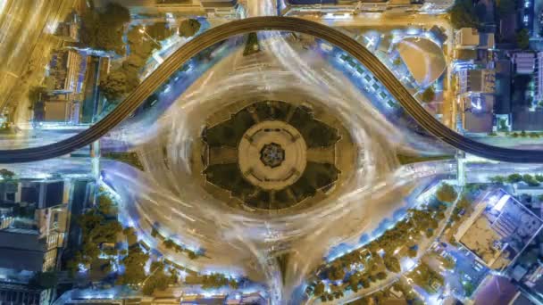 Vista Aérea Rotonda Carretera Tráfico Ciudad Por Noche Time Lapse — Vídeos de Stock